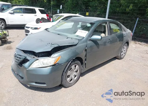 2008 Toyota Camry Le z USA, uszkodzony, nr VIN 4T4BE46K38R043683